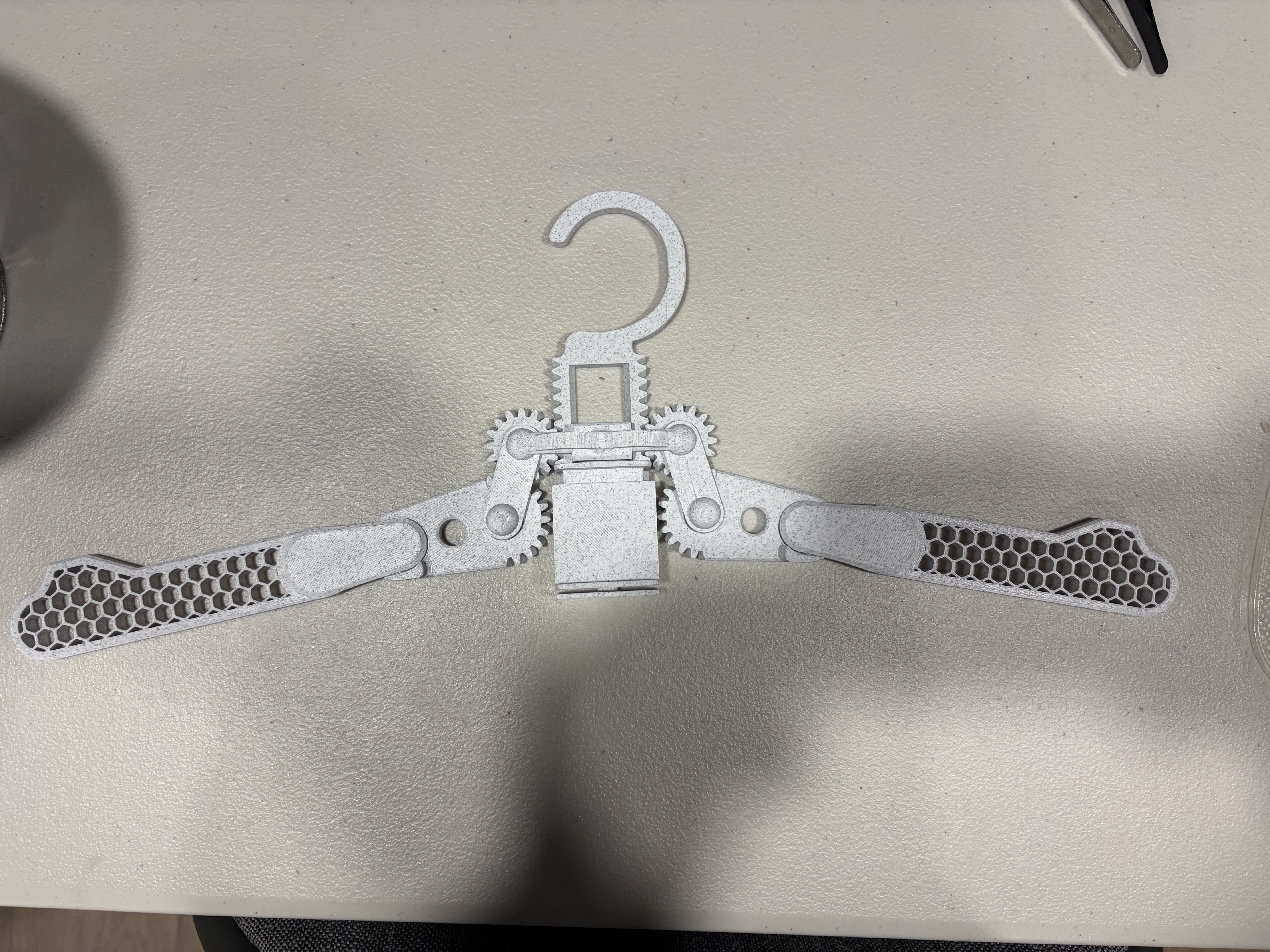 Miniatura 3 do modelo 3D Easy Release Clothes Hanger