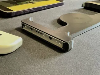 MagSafe Pro - iPhone 14 Pro Max