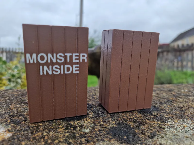 Folding Monster Inside Gift Box for Zou3D Monsters