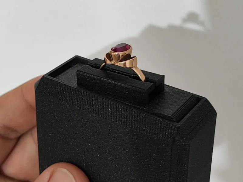 Ring U Holder For Rotating ring box