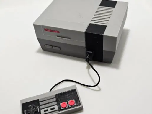 Minitendo Console and Controller