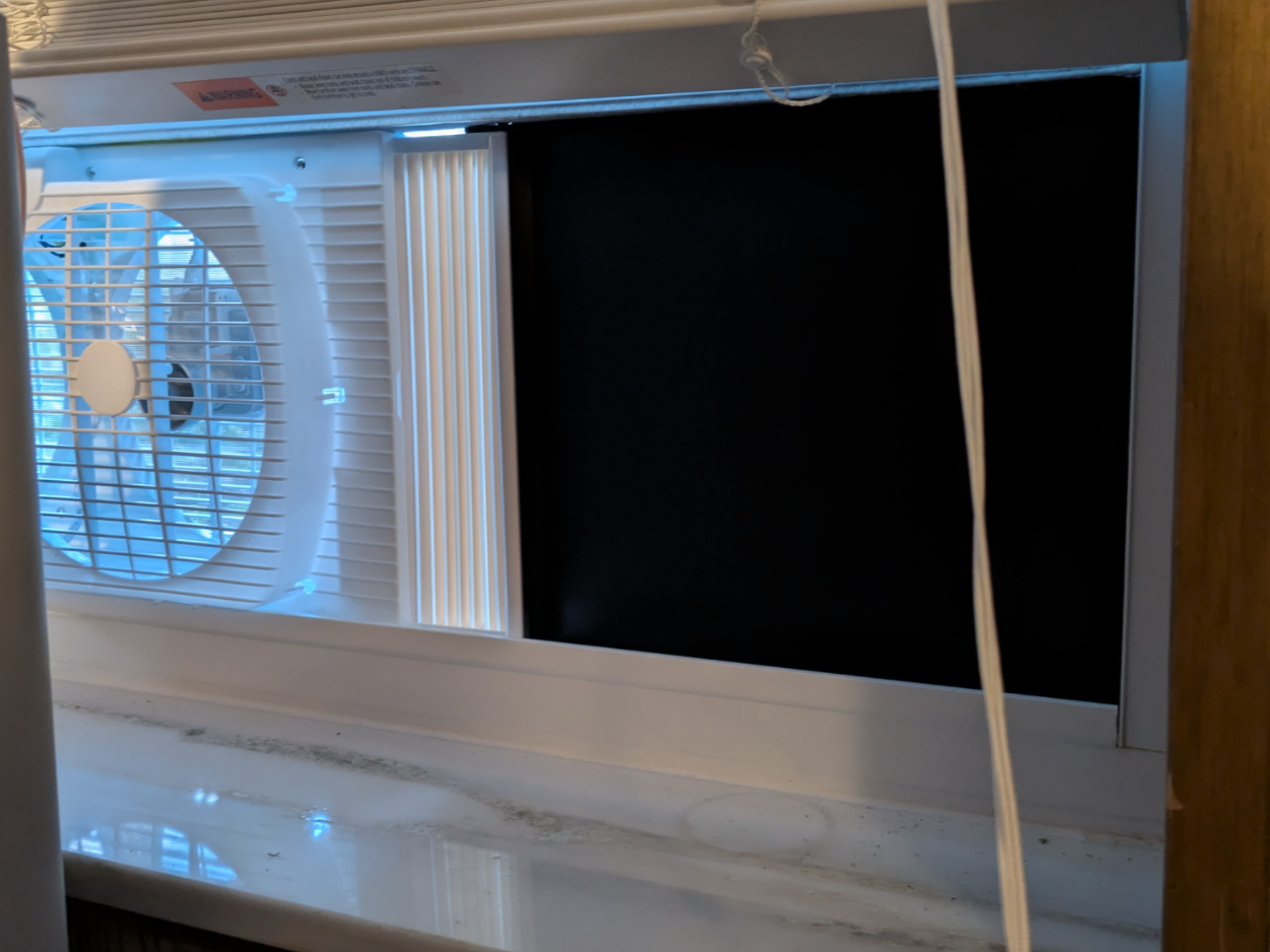 Cheap Window Fan Vent Extension for Wide Windows