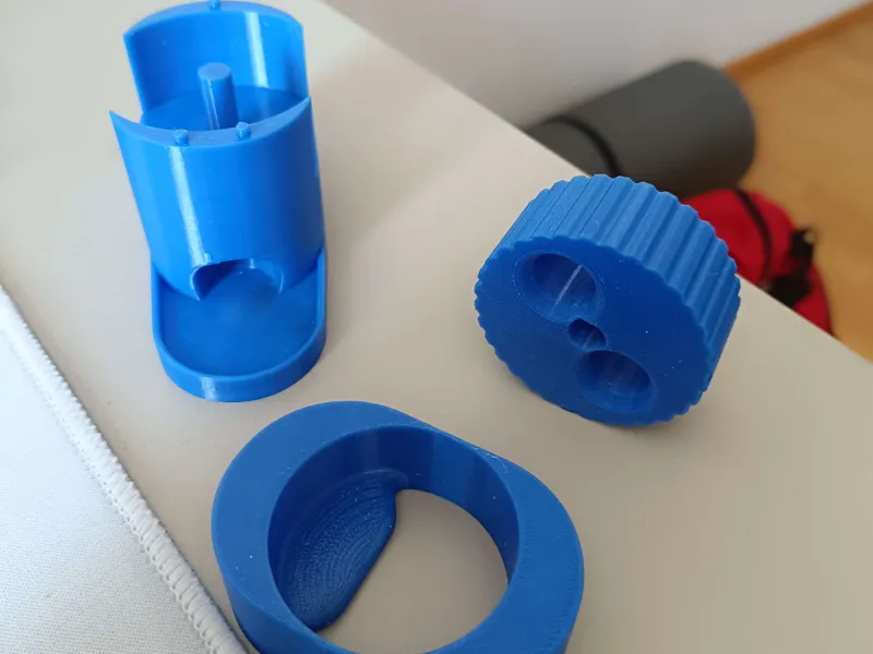 Capsule pill dispenser