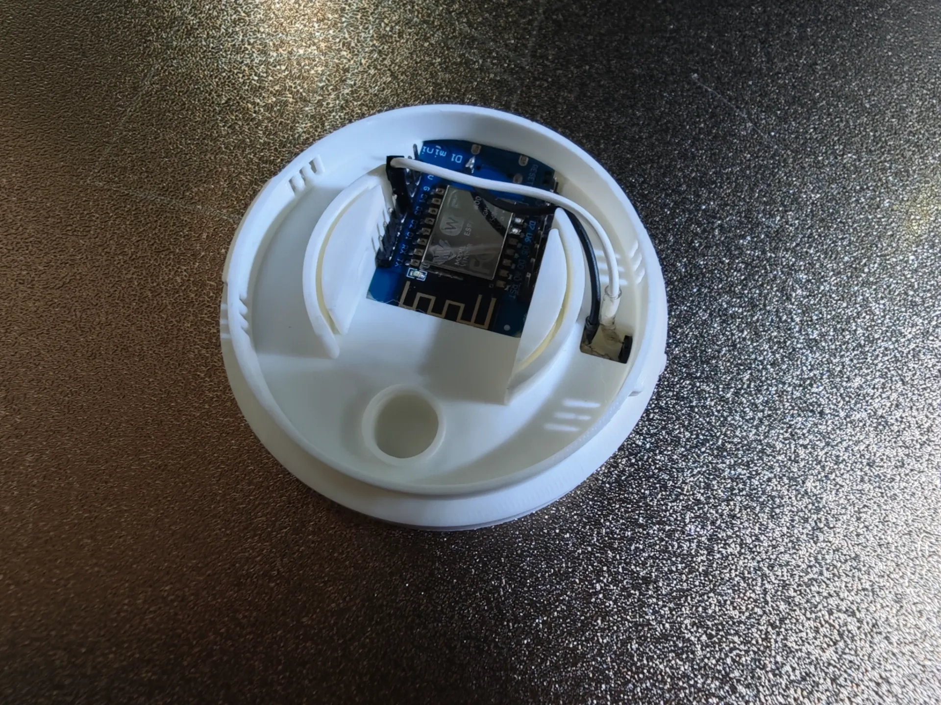 Miniatura 2 do modelo 3D 拓竹LED灯套件esp32 wled幻彩智能氛围灯驱动底座（超低成本）