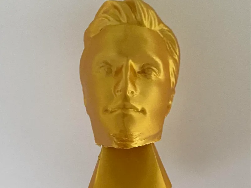 Statue of Josh Hutcherson