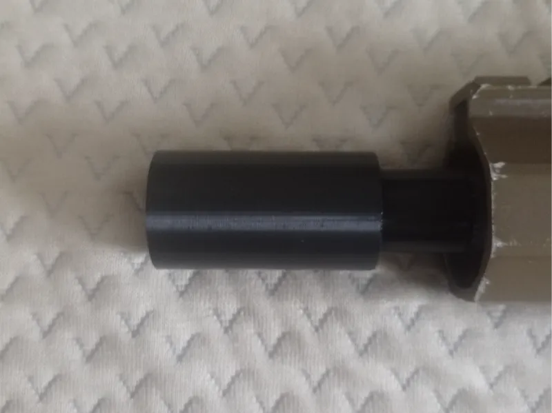 1 small 14mm CCW airsoft supressor