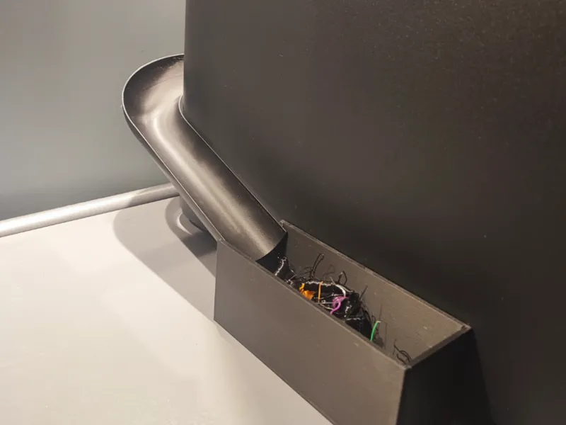 Poop chute slide