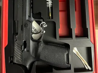 SigSauer P320 Milwaukee Slim packout