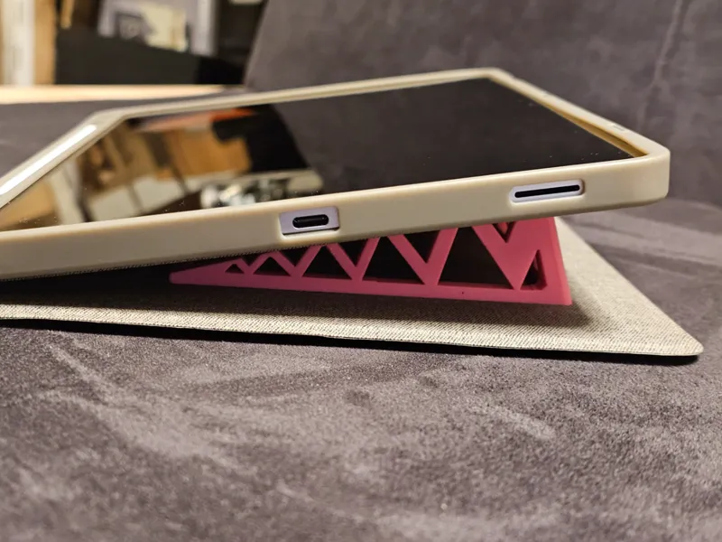 minimal tablet stand