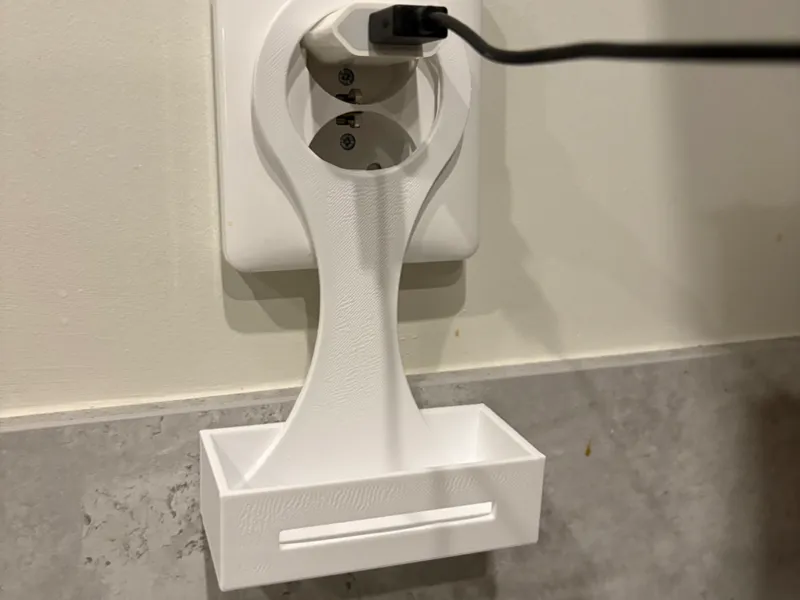 Outlet basket