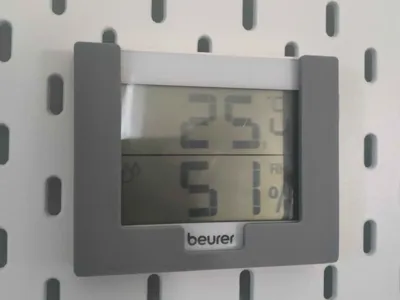 Skadis Holder for Beurer HM16 thermometer