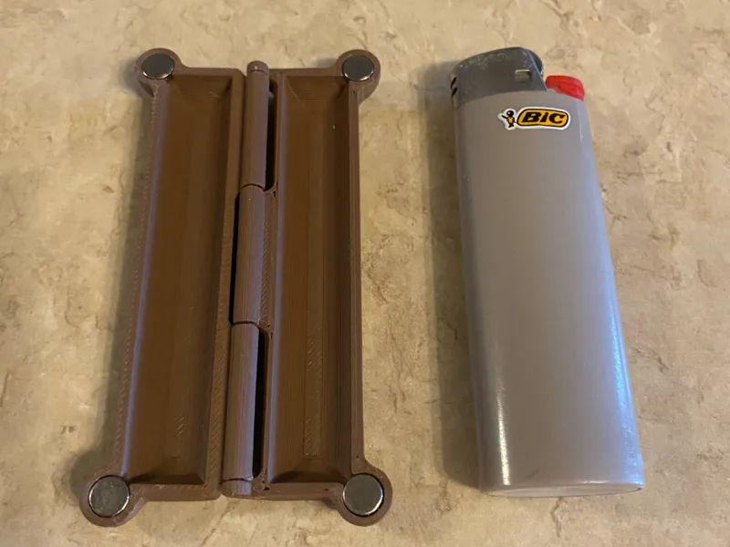 Single Joint Hinged Box with magnets
