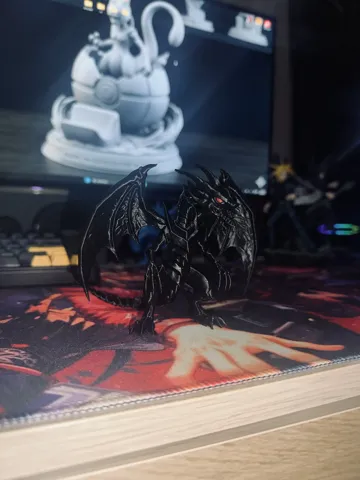 Adorno temático: yu gi oh red eyes black dragon — vista de referencia 2