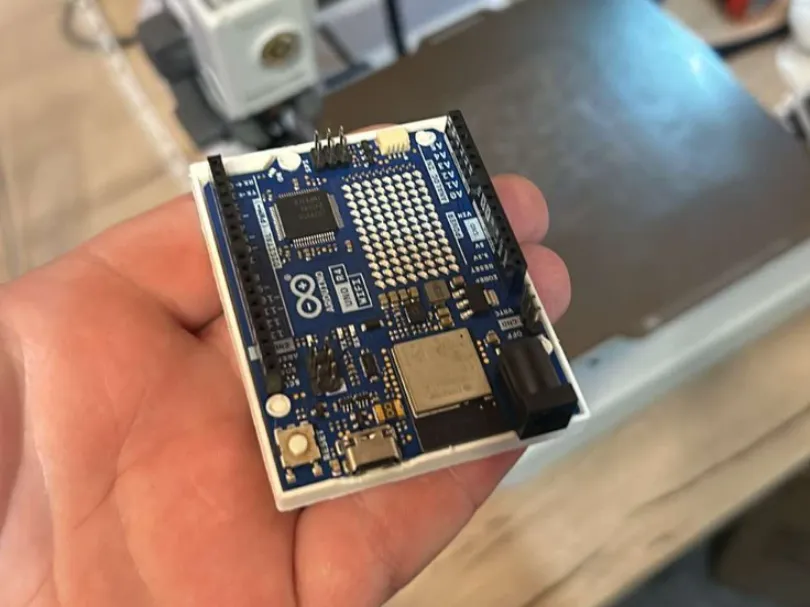 Case Arduino UNO (R3, R4) - Free 3D Print Model - MakerWorld