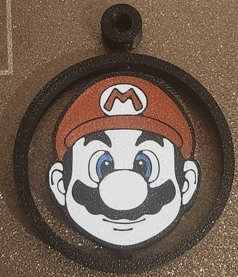 Spinning mario pedant