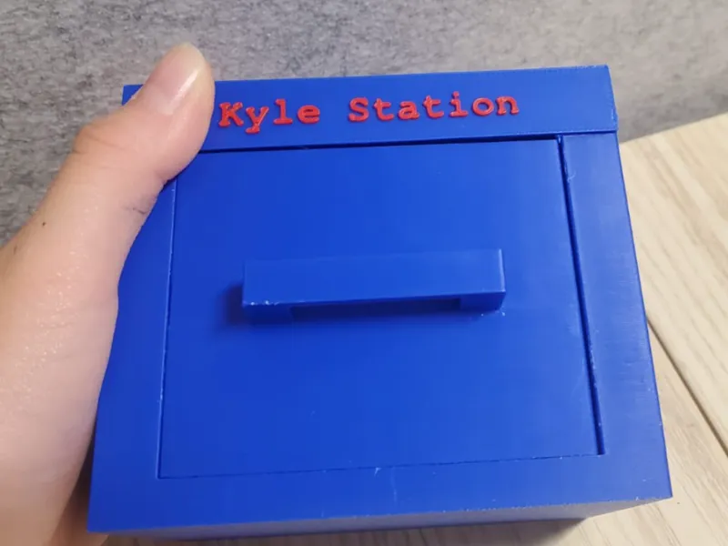 small customizable name box