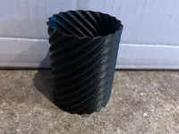 Pot à crayons en spirale — photo 1