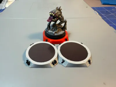 Initiative miniature bases for dnd/gloomhaven