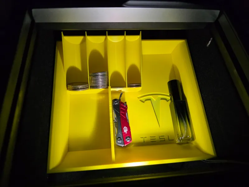 Model Y (Juniper) console tray w/ NTD coin holder