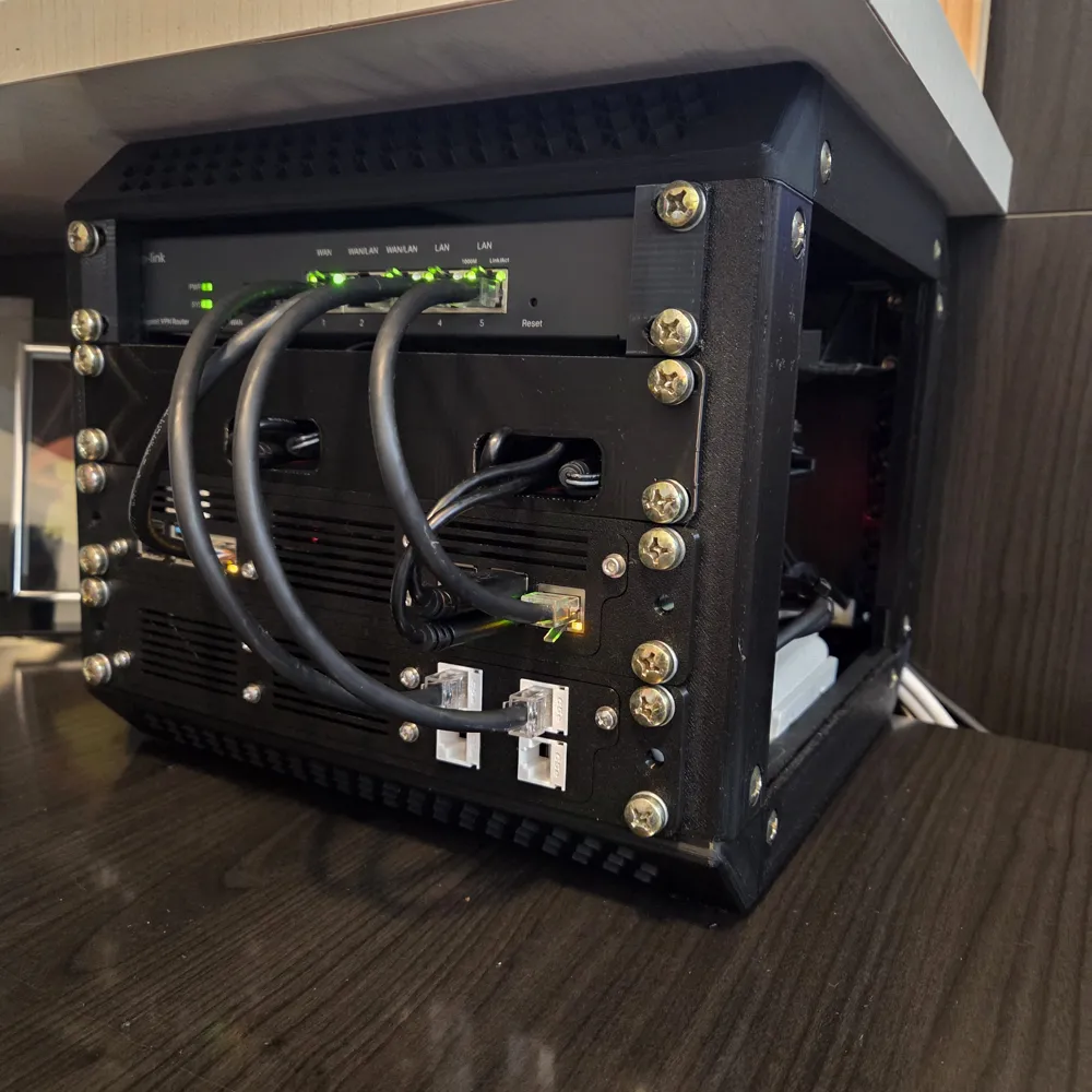Homelab rack 10-inch 4U - Free 3D Print Model - MakerWorld