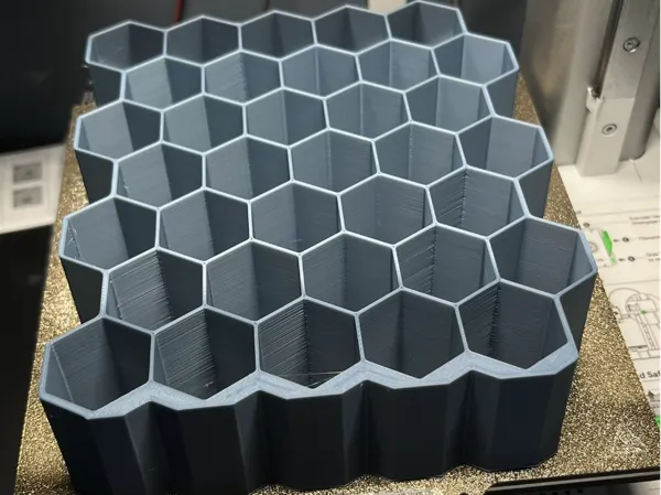 https://makerworld.bblmw.com/makerworld/model/US206935c76bc0f1/design/2025-04-07_6878a78ec039e.jpeg