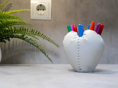 Soft Matter Heart Pencil Holder
