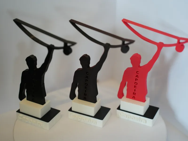 Capoeira Berimbau Trophy – Minimalist Silhouette