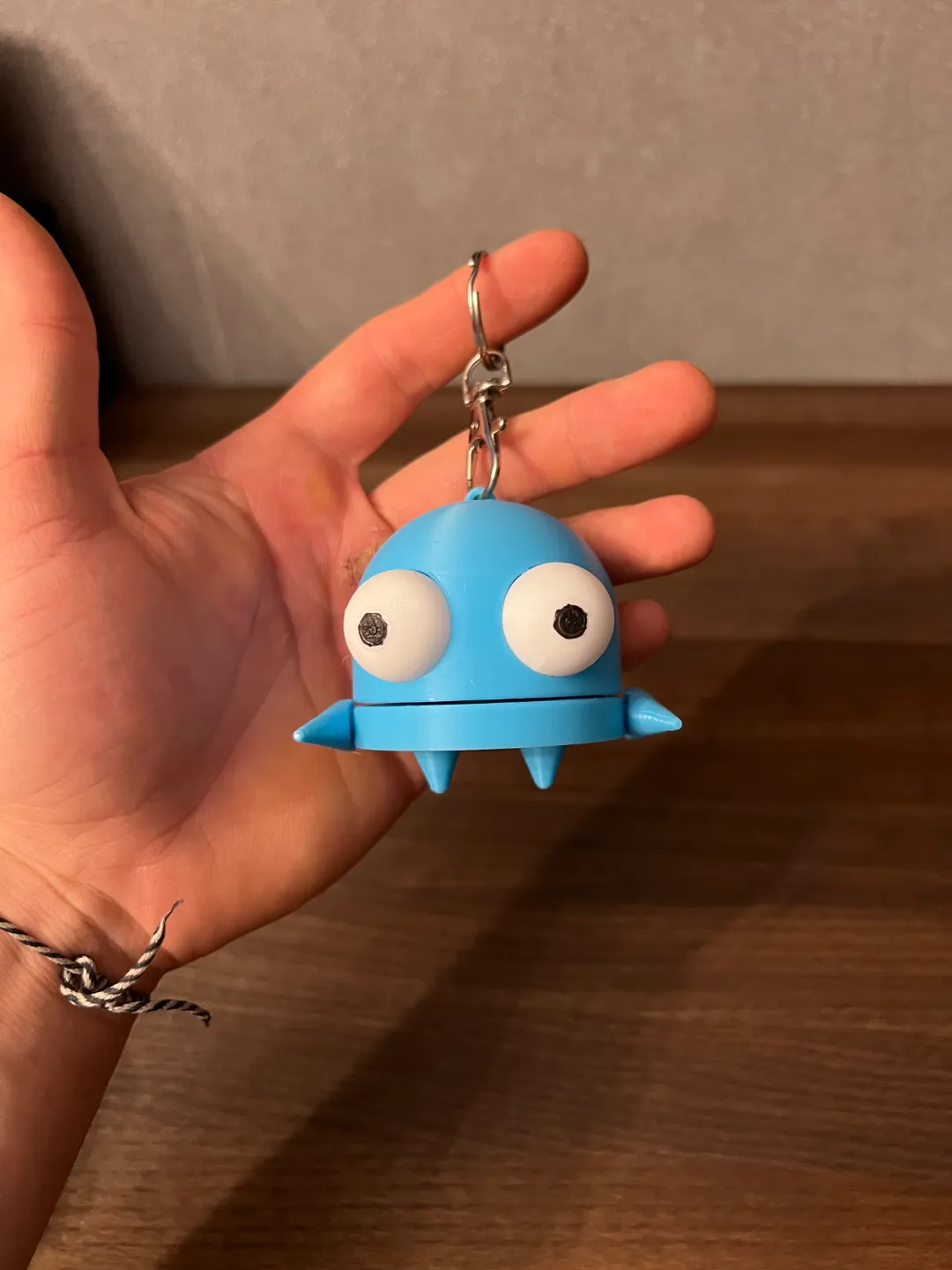 R.E.P.O. Robot Figurine and Keychain horror game view 4