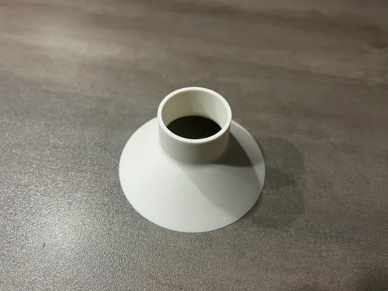 Funnel Volvic Bottle (D=28mm)