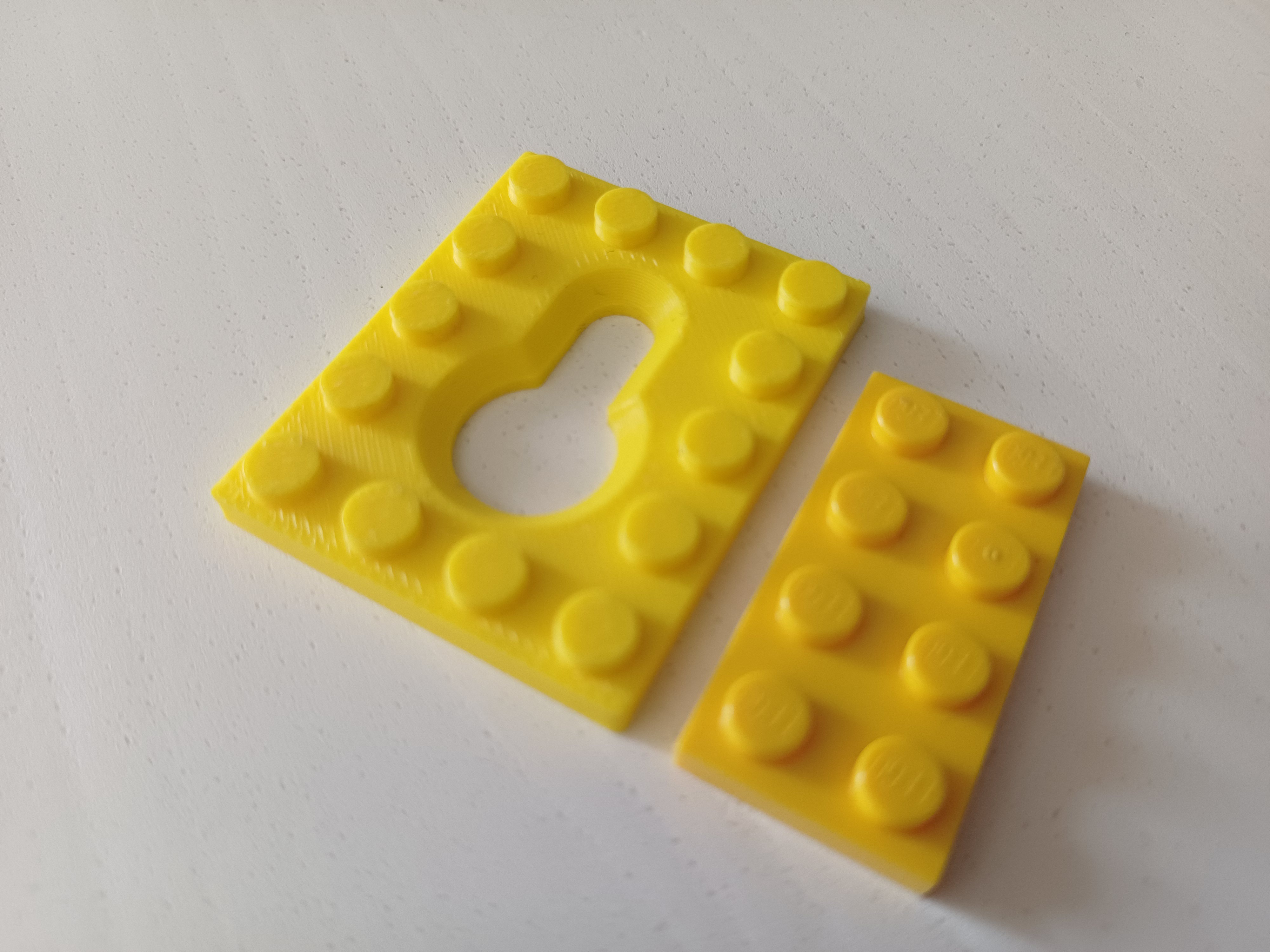 Miniatura 2 do modelo 3D Brick Compatible Wall Mount Hanger Display Storage