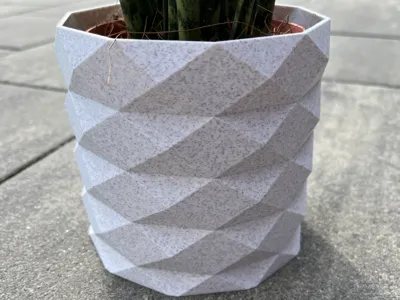 Low poly flower pot