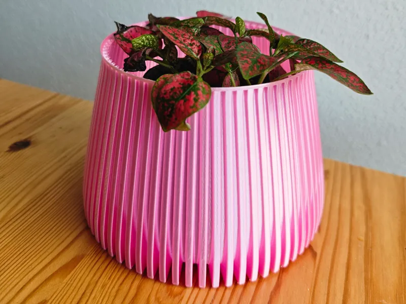Scandinavian Ribbed Planter