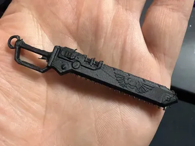 Chainsword Keychain – Grimdark Sci-Fi Accessory
