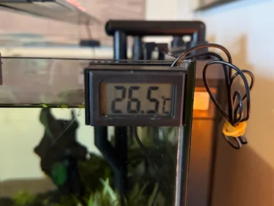 Magnetic Holder for Aquarium Thermometer