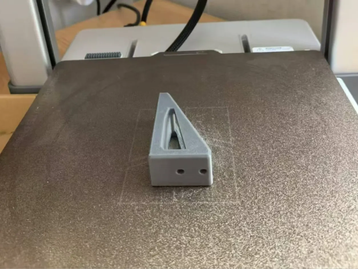 适用于小方管或普通板材支架