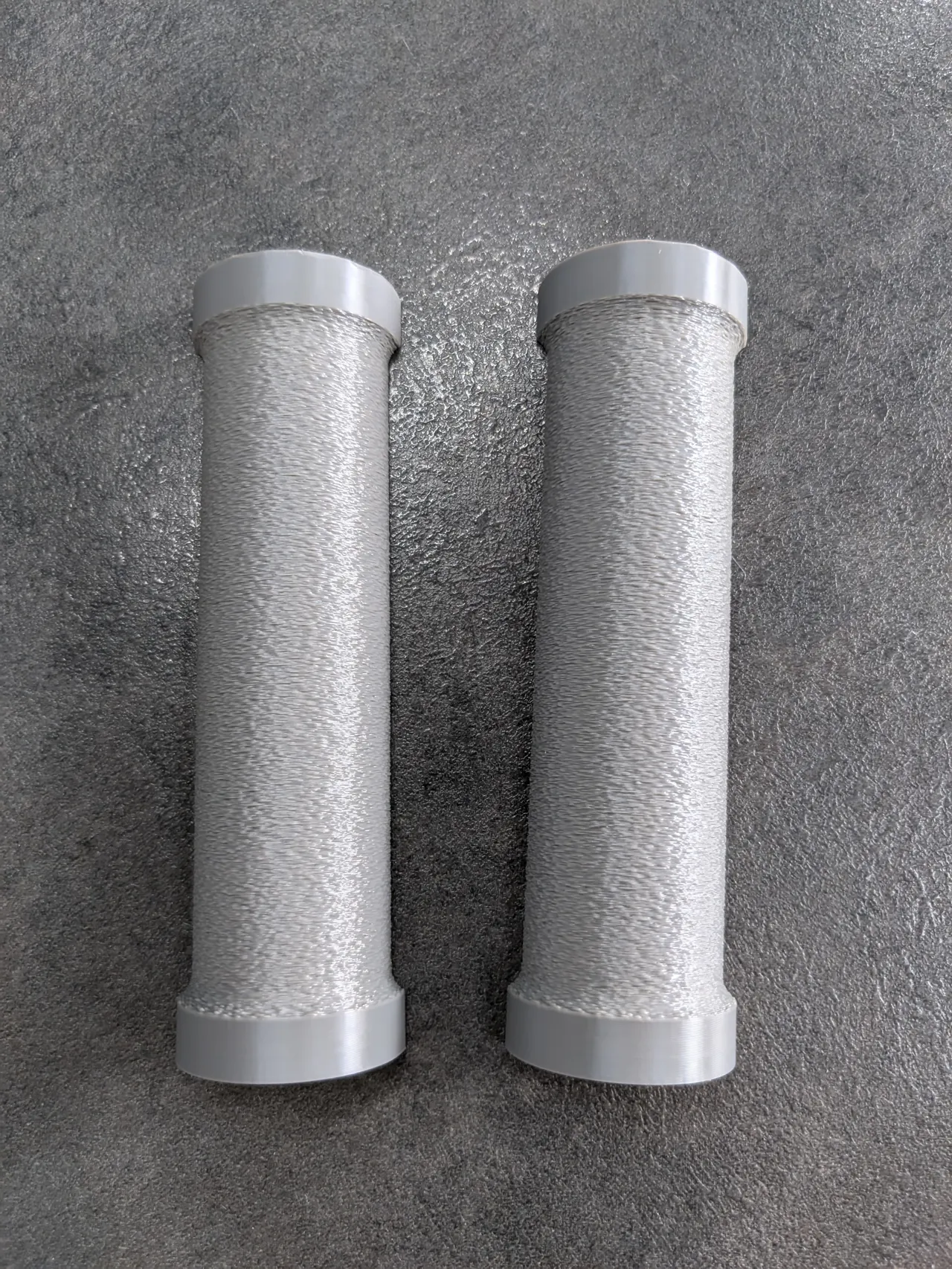 Dumbbell Grip Replacement view 4