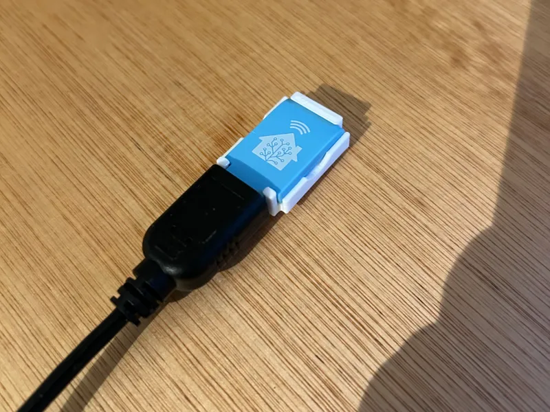 Wallmount for Home Assistant SkyConnect USB