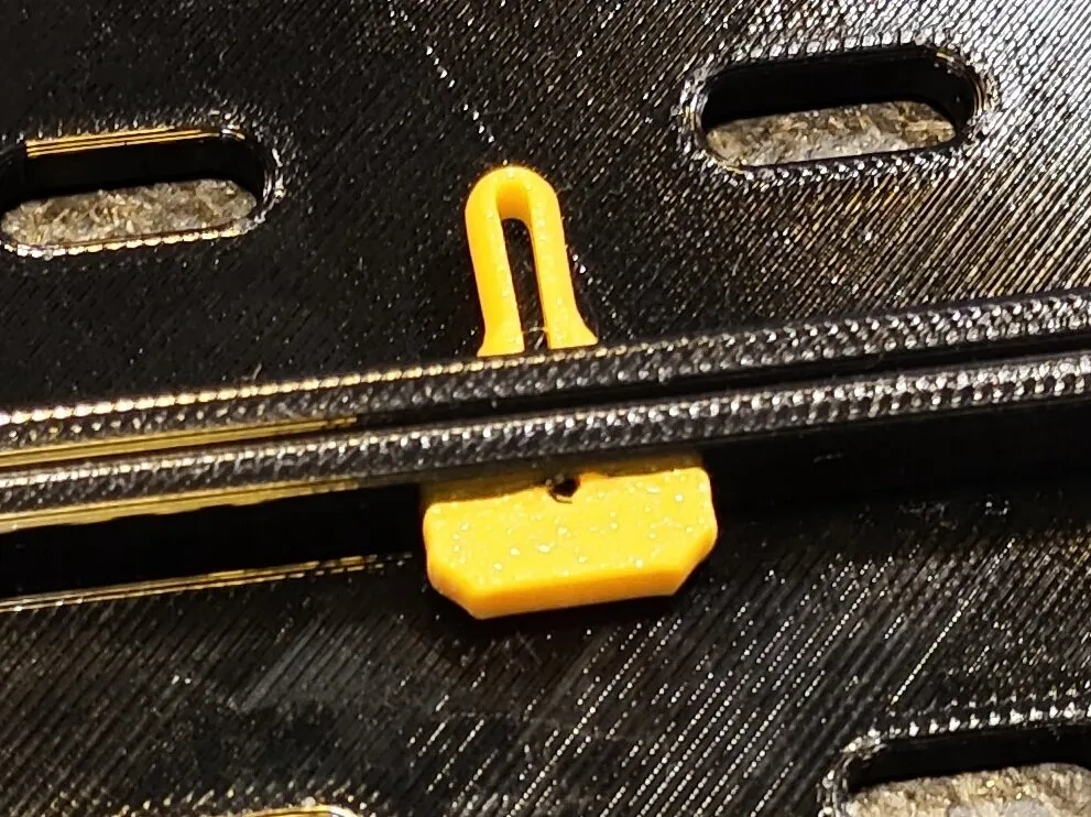 Miniatura 1 do modelo 3D 洞洞板连接卡扣
