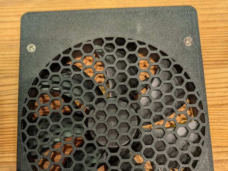 Modded back for AooStar WTR Pro with Honeycomb