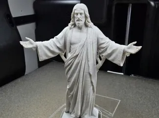 Gesù Risorto con veste: Scultura Divina 3D