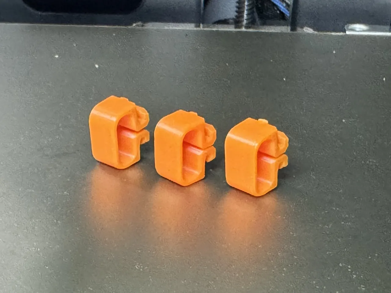 P2S No-Rub C-Clips (PTFE tube on cable chain) view 2