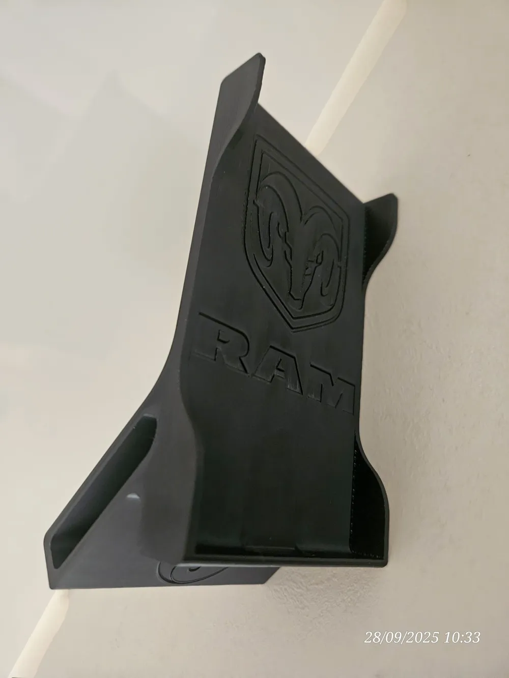 Ram Collection Stand Phone stand 2 Dodge RAM - Free 3D Print Model - MakerWorld