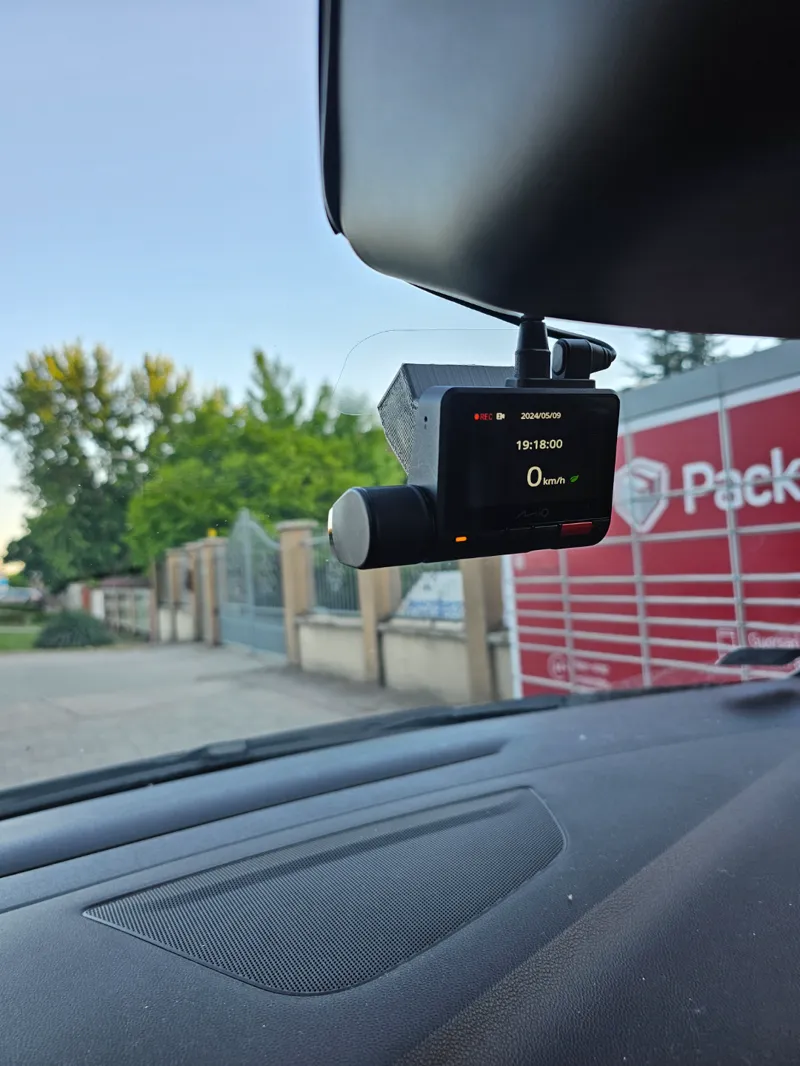 Mio Mivue  955W Windows mount