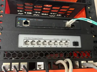 rack 10" soporte para Horaco 8p 2.5G + 1 SFP+