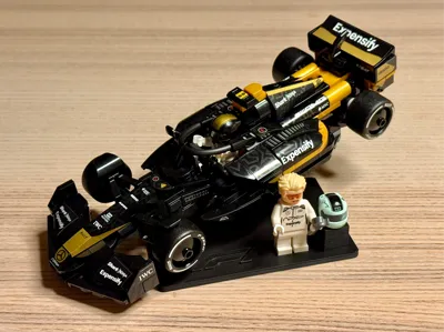 LEGOs F1 APXGP stand