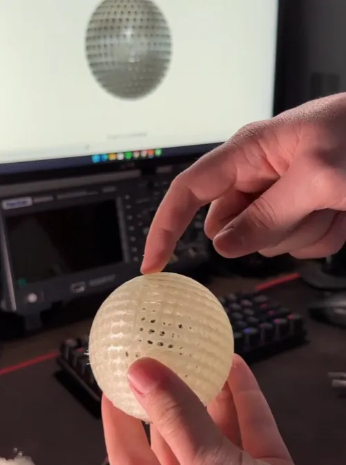 Airless Ball