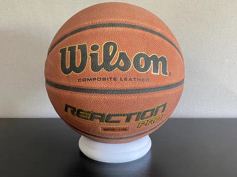 Ball stand