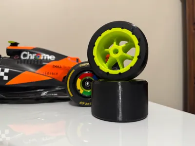 Maisto F1 RC Car Rear Wheels and Tires