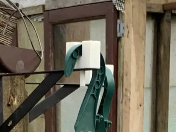 Bracket Plant Hanger Adapter