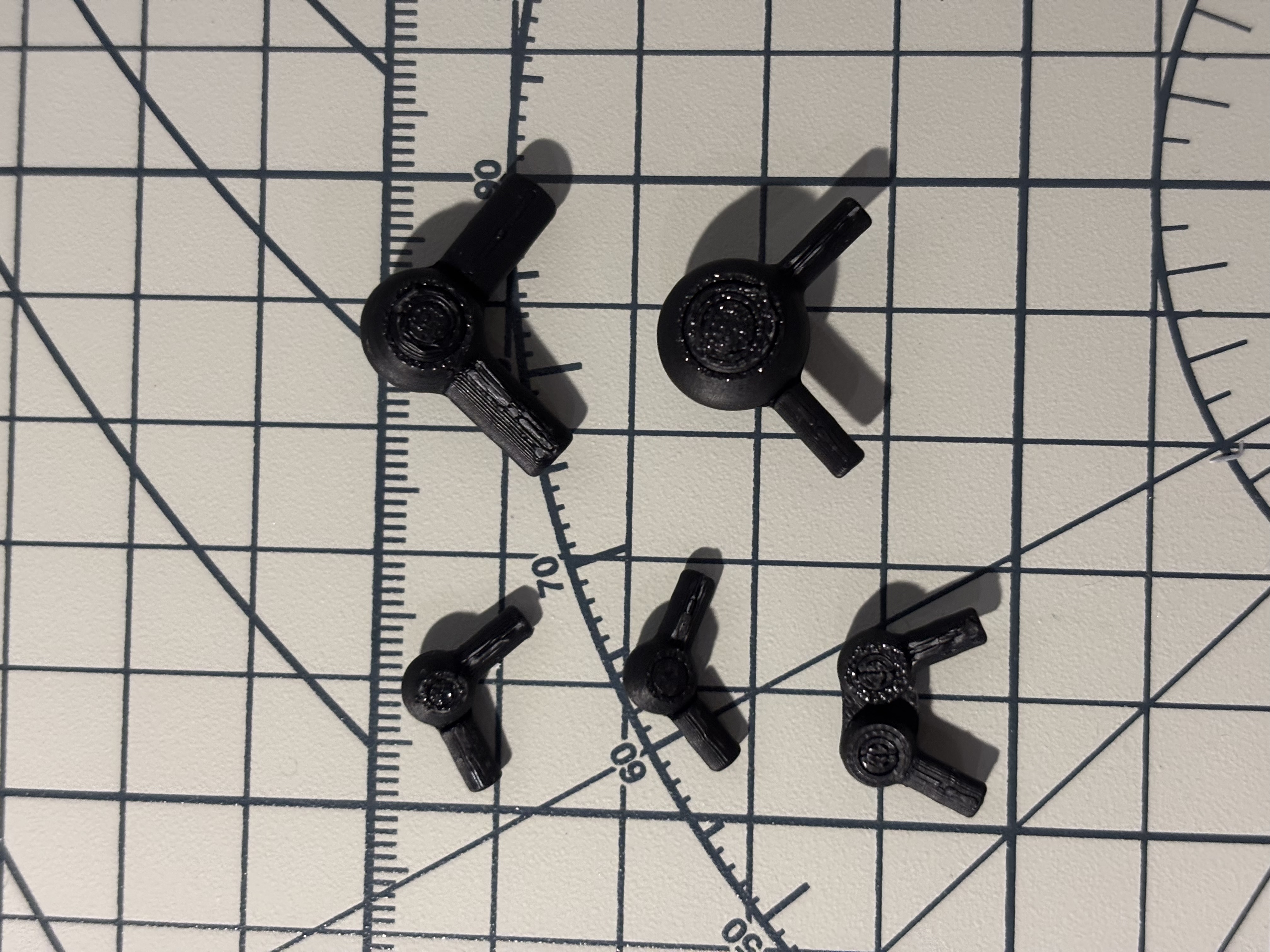 Miniatura 2 do modelo 3D 可动人偶通用球形转轮关节组 3mm+5mm孔径 